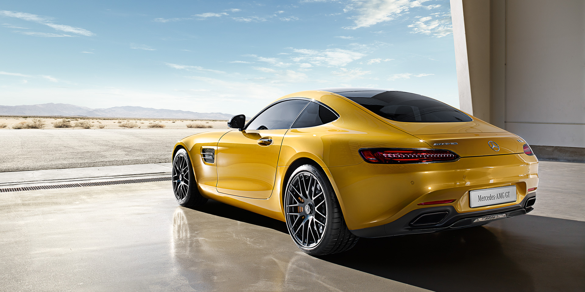 Mercedes-AMG GT Roadster будет выпущен в этом году